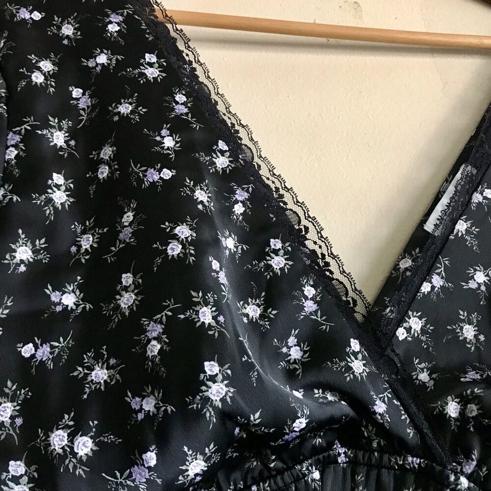 And Now This Trendy Plus Size Lace-Trim Satin Floral Midi Dress Size 2X - Picture 8 of 13